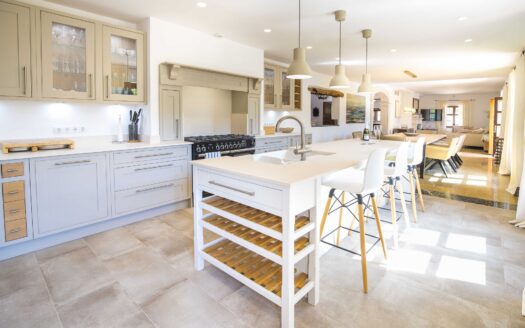 Vacation rental luxury finca with dream views in Andratx